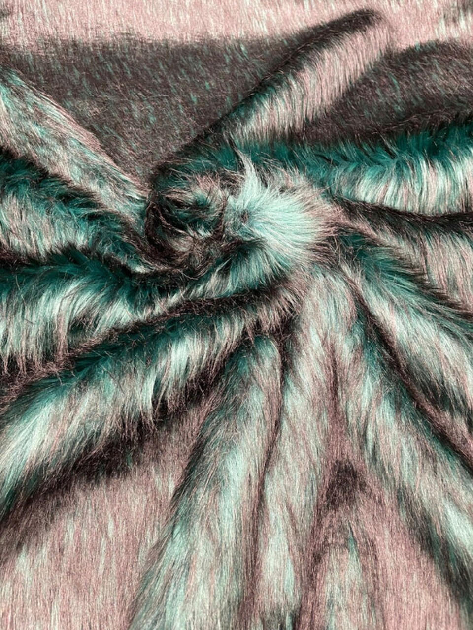 1 Yard Two Tone Husky Faux Fur Fabric Soft High Pile for Blankets Decor Costumes 58-60 inches Width